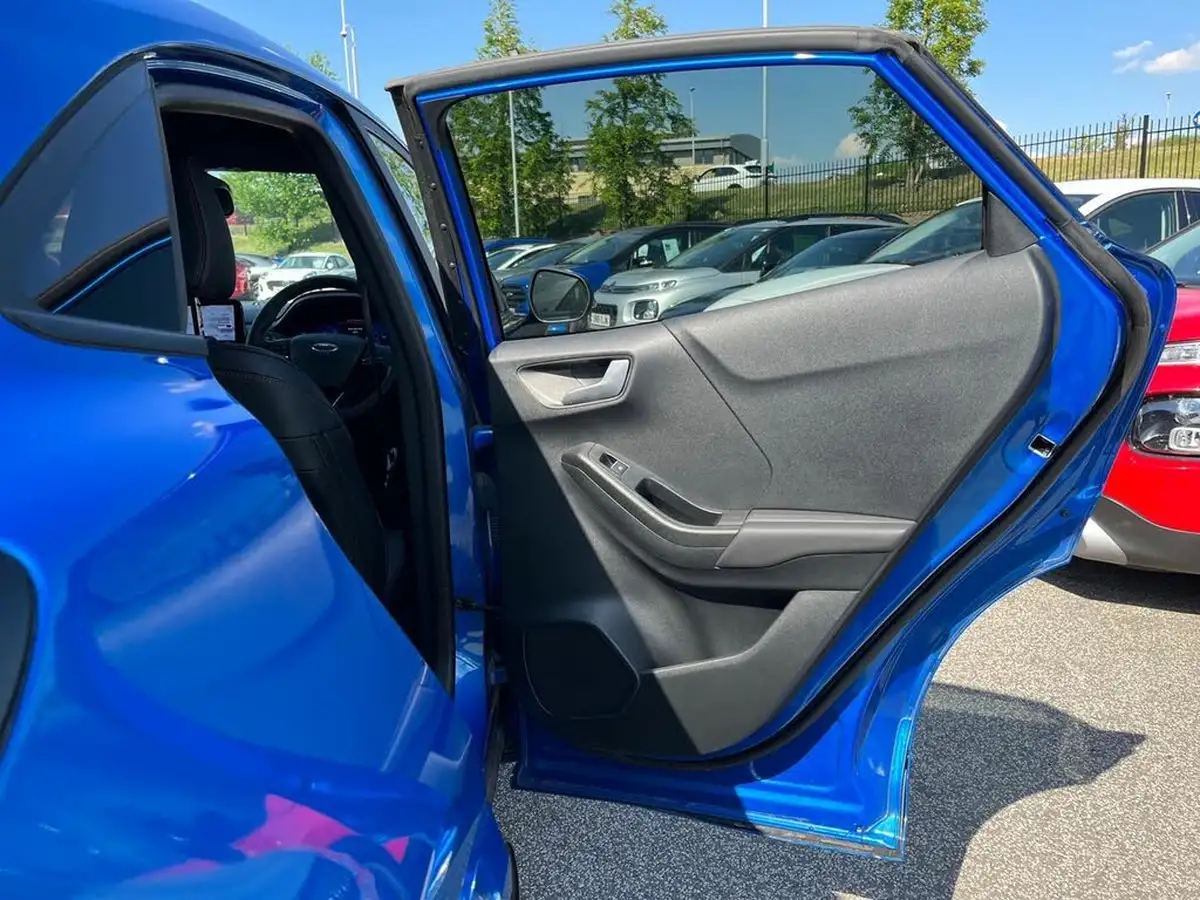 2023-ford-puma-suv-10-st-line-x-125ps-big-30