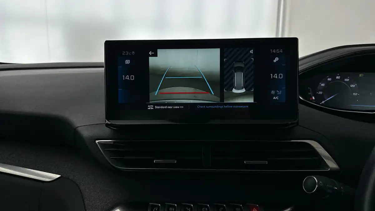 2021-peugeot-5008-suv-12-puretech-allure-premium-eat8-big-29