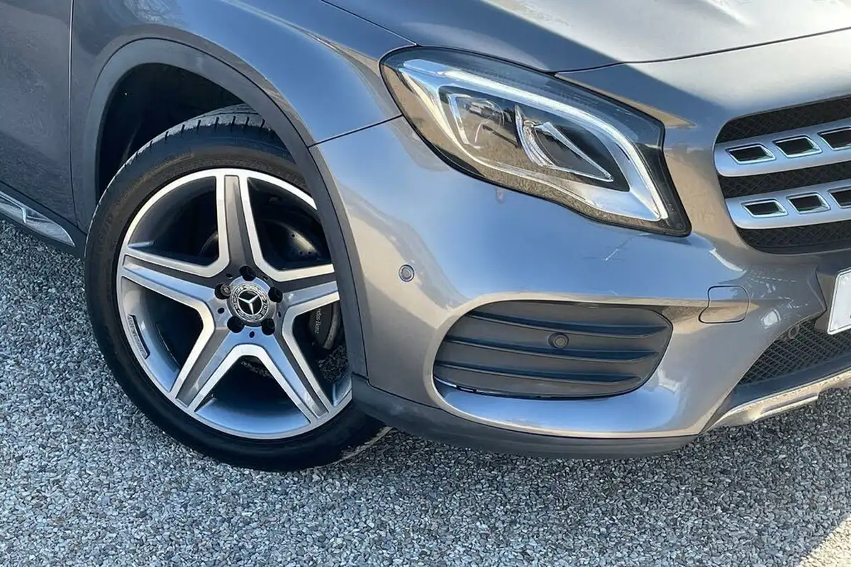 2019-mercedes-benz-gla-class-16-gla-200-amg-line-premiumss-7g-dct-big-5