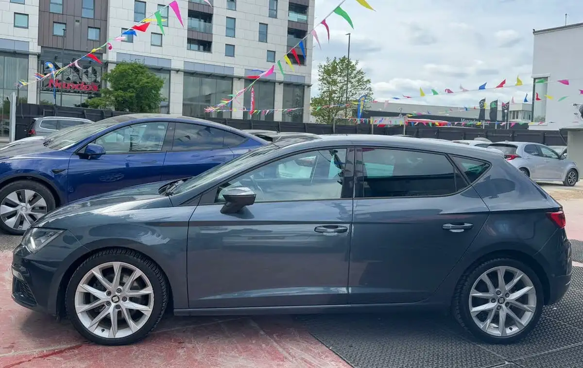 2019-seat-leon-15-tsi-evo-fr-sport-150ps-hatchback-dsg-big-14