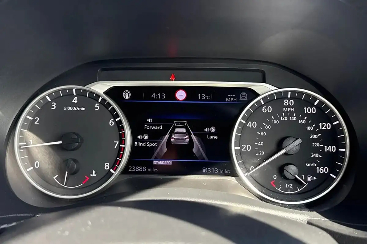 2020-nissan-juke-10-dig-t-tekna-117ps-big-54