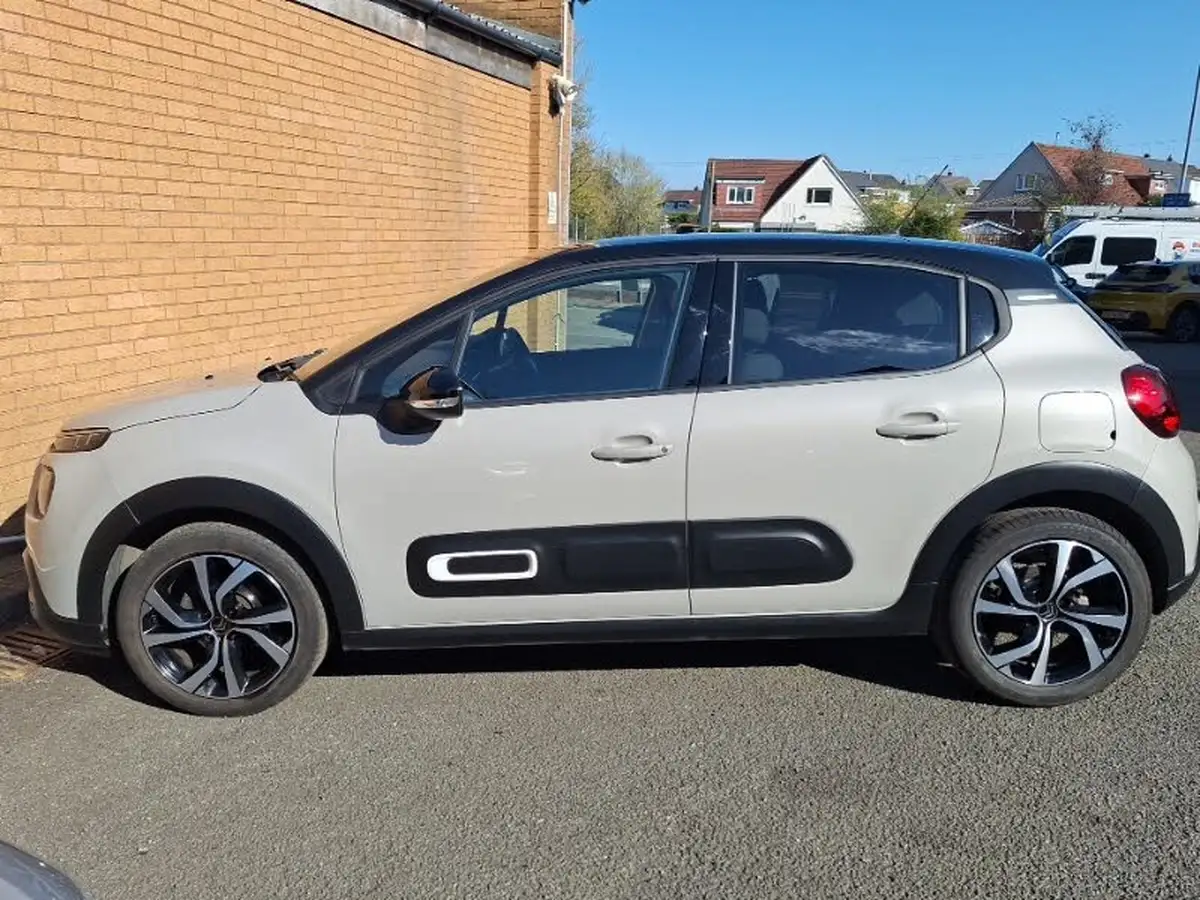 2022-citroen-c3-12-puretech-shine-plus-110ps-ss-eat6-big-3