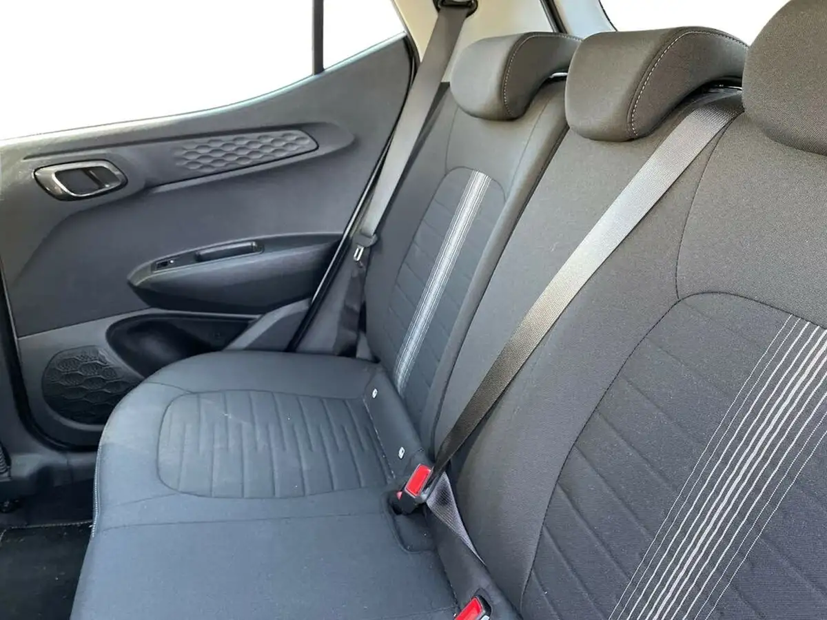 2024-hyundai-i10-12-advance-79ps-big-10