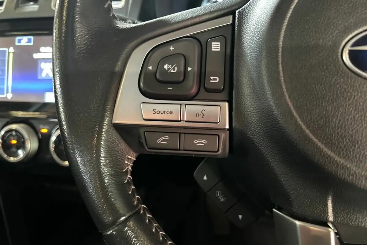 2018-subaru-forester-20-xe-premium-4x4-lineartronic-big-7