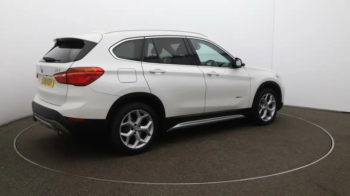 2018-bmw-x1-20-xdrive20i-xline-big-44