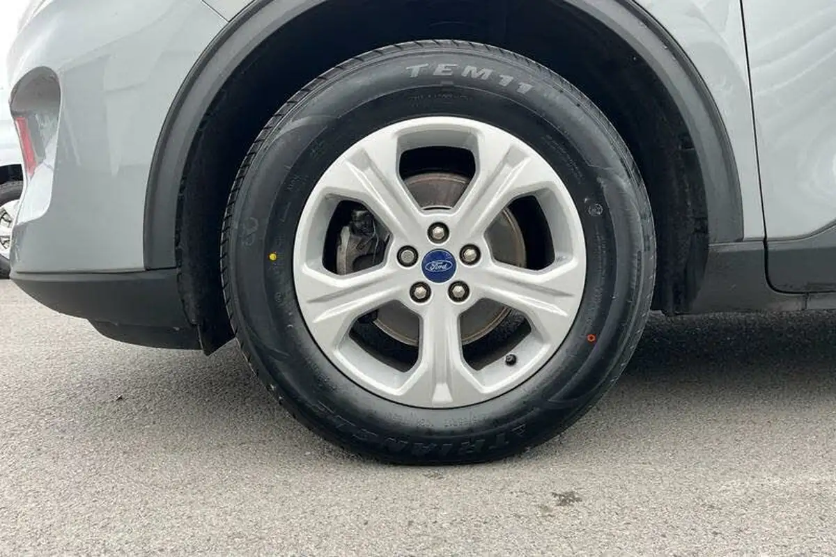 2022-ford-kuga-15-zetec-auto-big-7