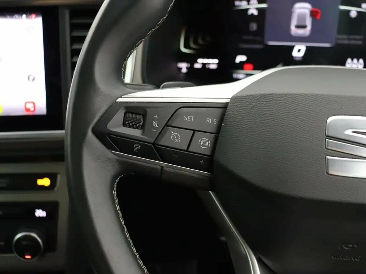2023-seat-ateca-15-ecotsi-xperience-dsg-big-16