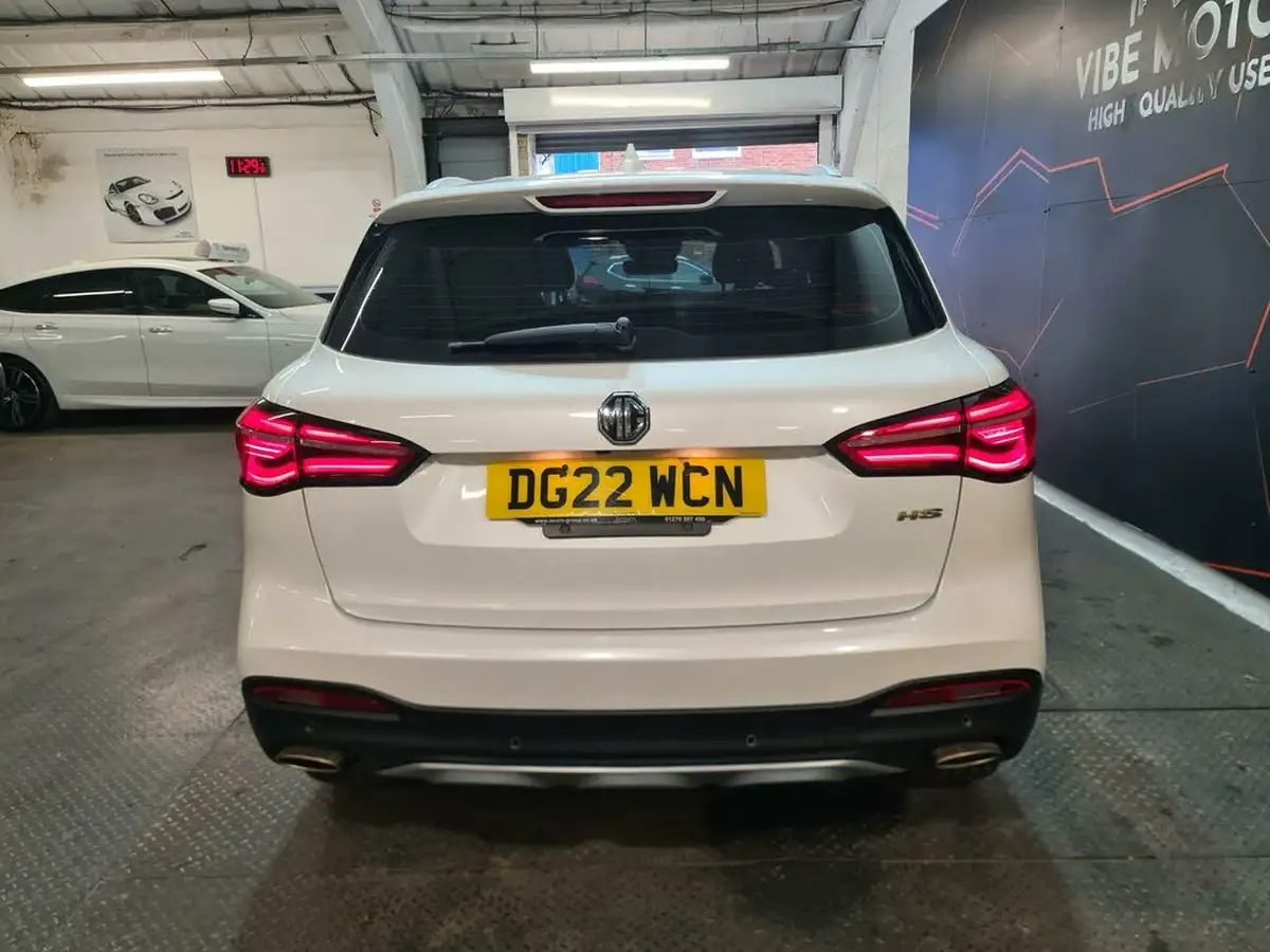 2022-mg-hs-15t-gdi-excite-162ps-dct-big-7