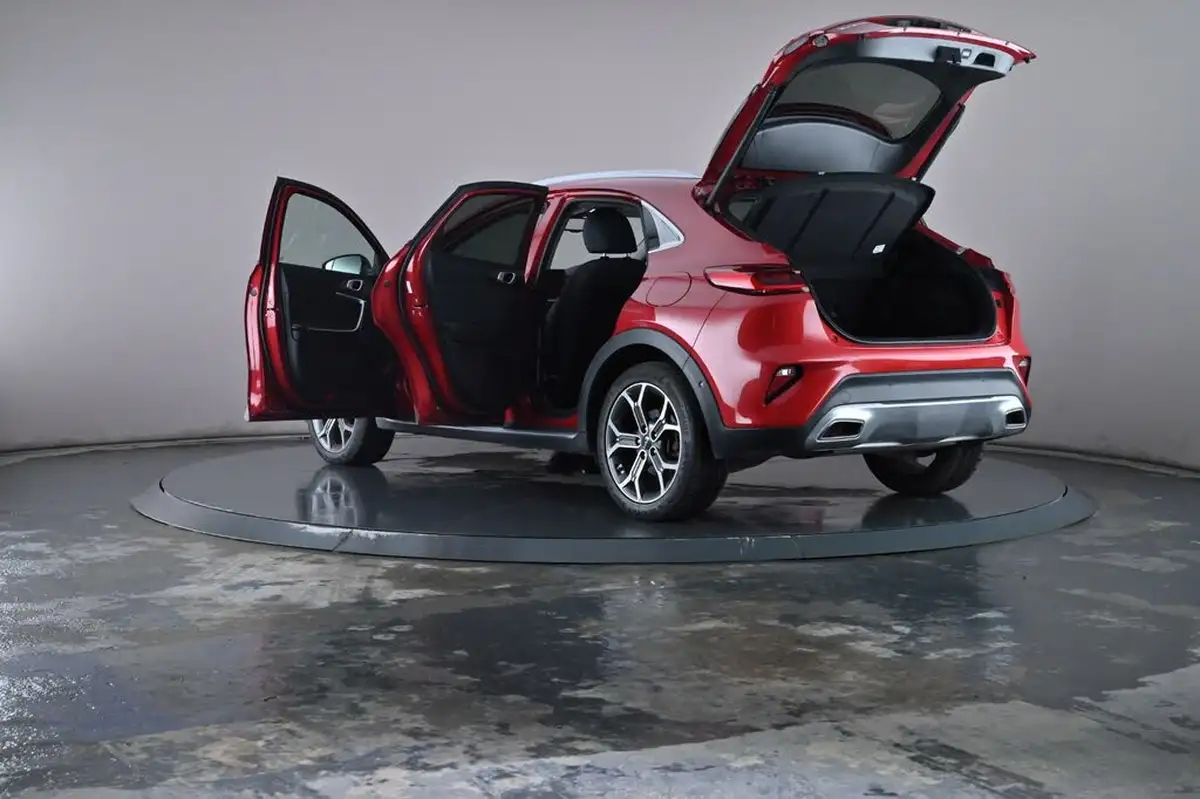 2022-kia-xceed-15-t-gdi-4-big-45