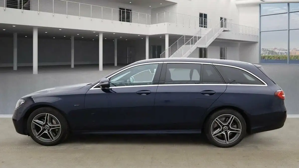 2020-mercedes-benz-e-class-20d-e300de-amg-line-eq-power-estate-5d-big-5