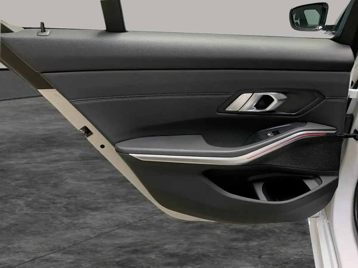 2020-bmw-3-series-20-330e-xdrive-m-sport-tech-pack-saloon-4d-big-34