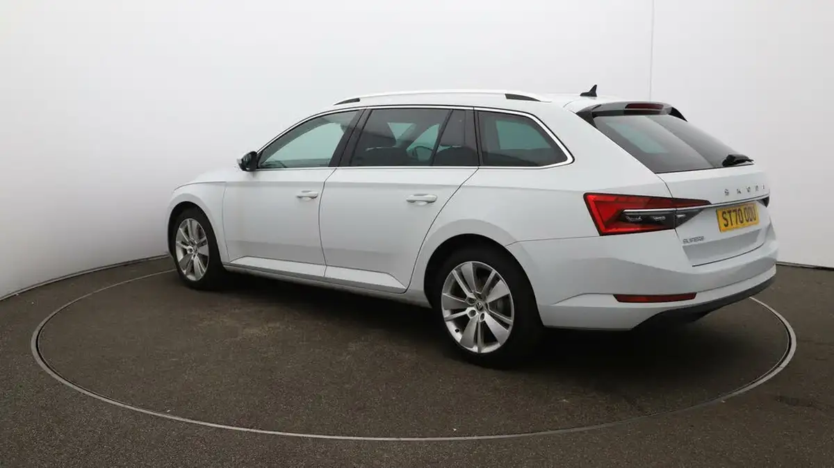 2020-skoda-superb-15-tsi-se-l-estate-big-5