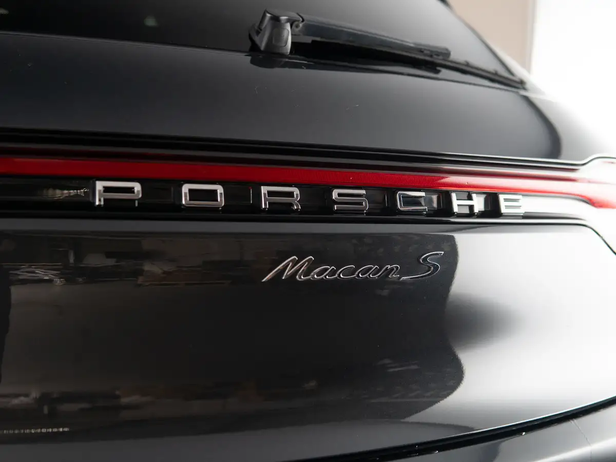 2021-porsche-macan-29-v6-s-big-28