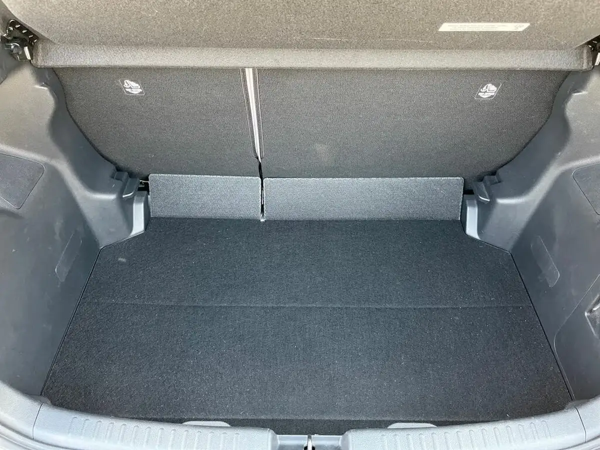 2022-toyota-yaris-15-vvt-i-excel-big-9