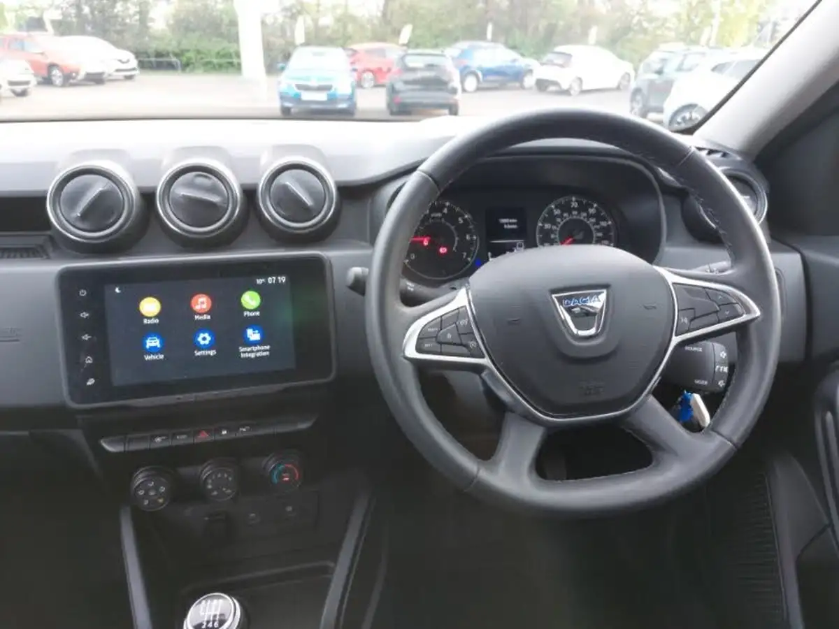 2022-dacia-duster-10-tce-comfort-90hpeu6d-4x2-window-van-big-6