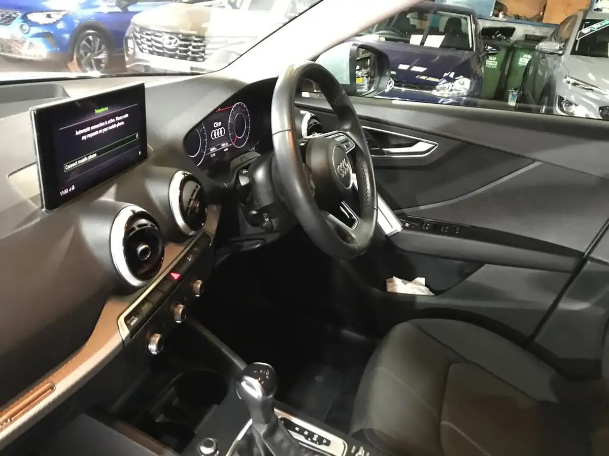 2022-audi-q2-15-35-tfsi-sport-s-tronic-big-4