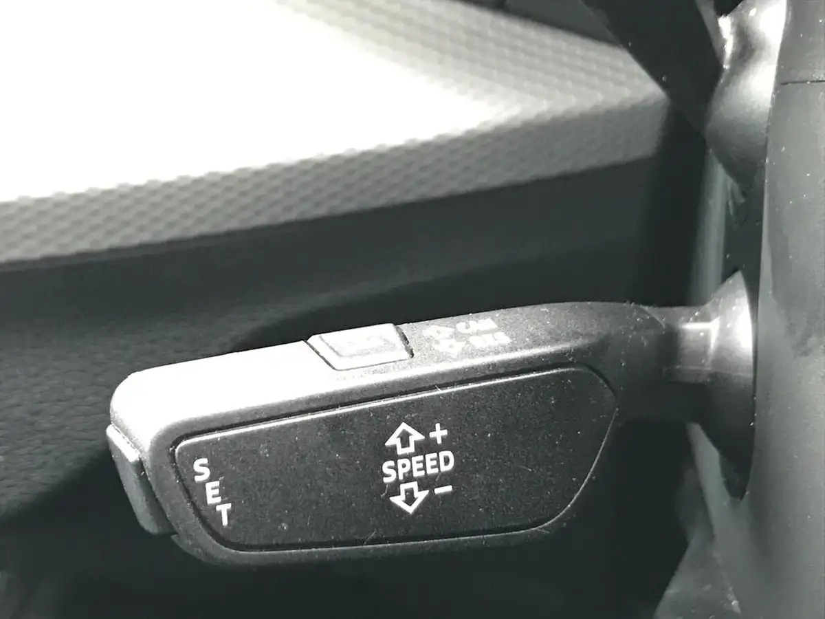 2022-audi-q2-15-35-tfsi-sport-s-tronic-big-28
