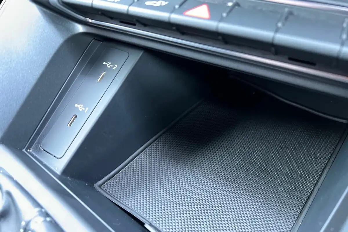 2021-audi-q3-14-45-tfsi-e-s-line-station-wagon-big-33