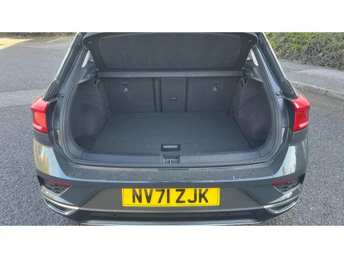 2022-volkswagen-t-roc-15-tsi-active-hatchback-5d-big-3