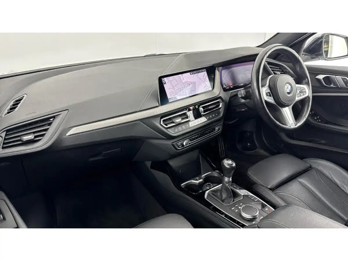 2021-bmw-1-series-15-118i-m-sport-lcp-big-6