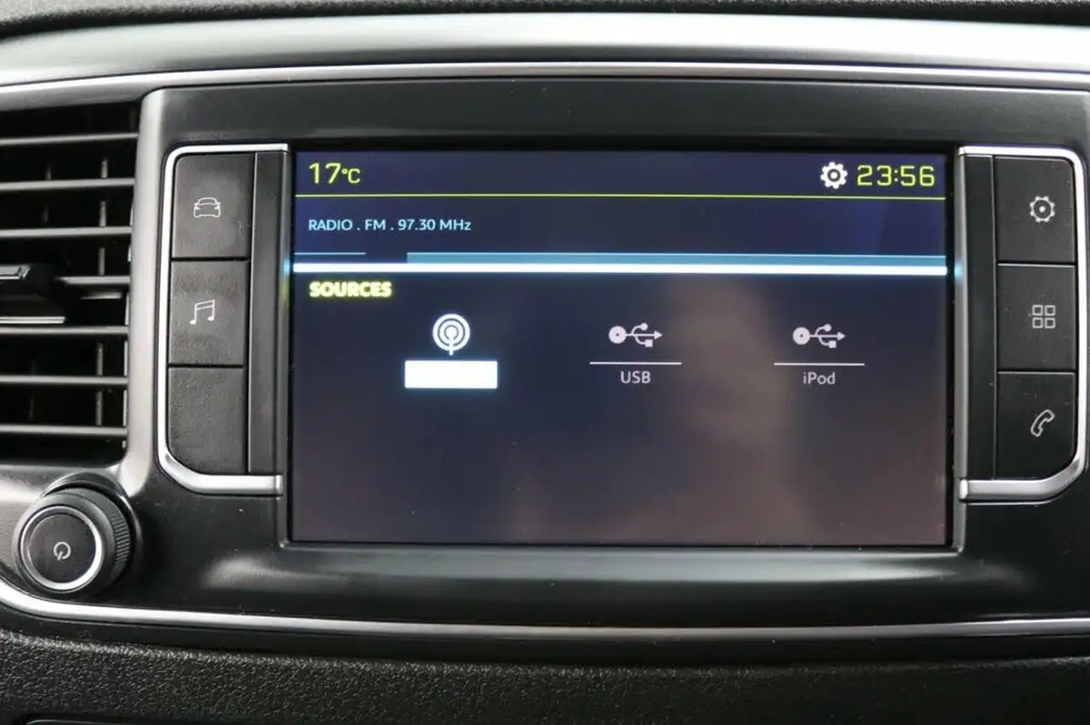 2021-peugeot-expert-e-professional-standard-75kwh-panel-big-47