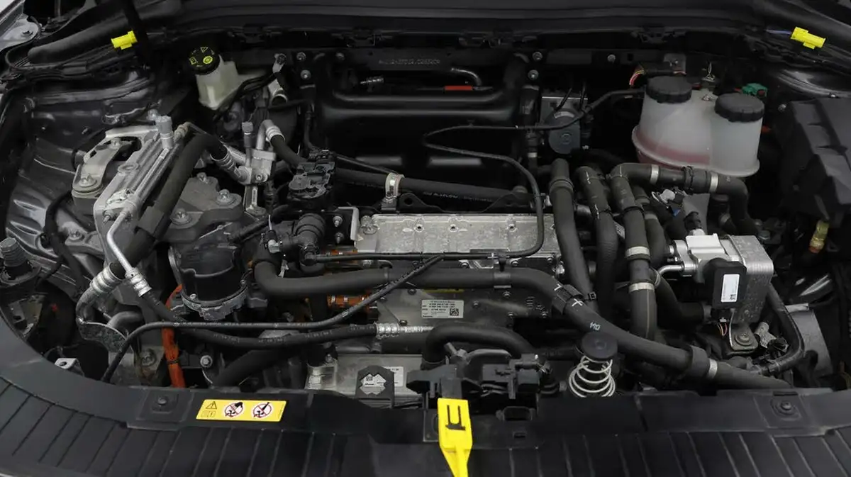 2022-mercedes-benz-eqa-e-eqa-250-amg-line-big-18