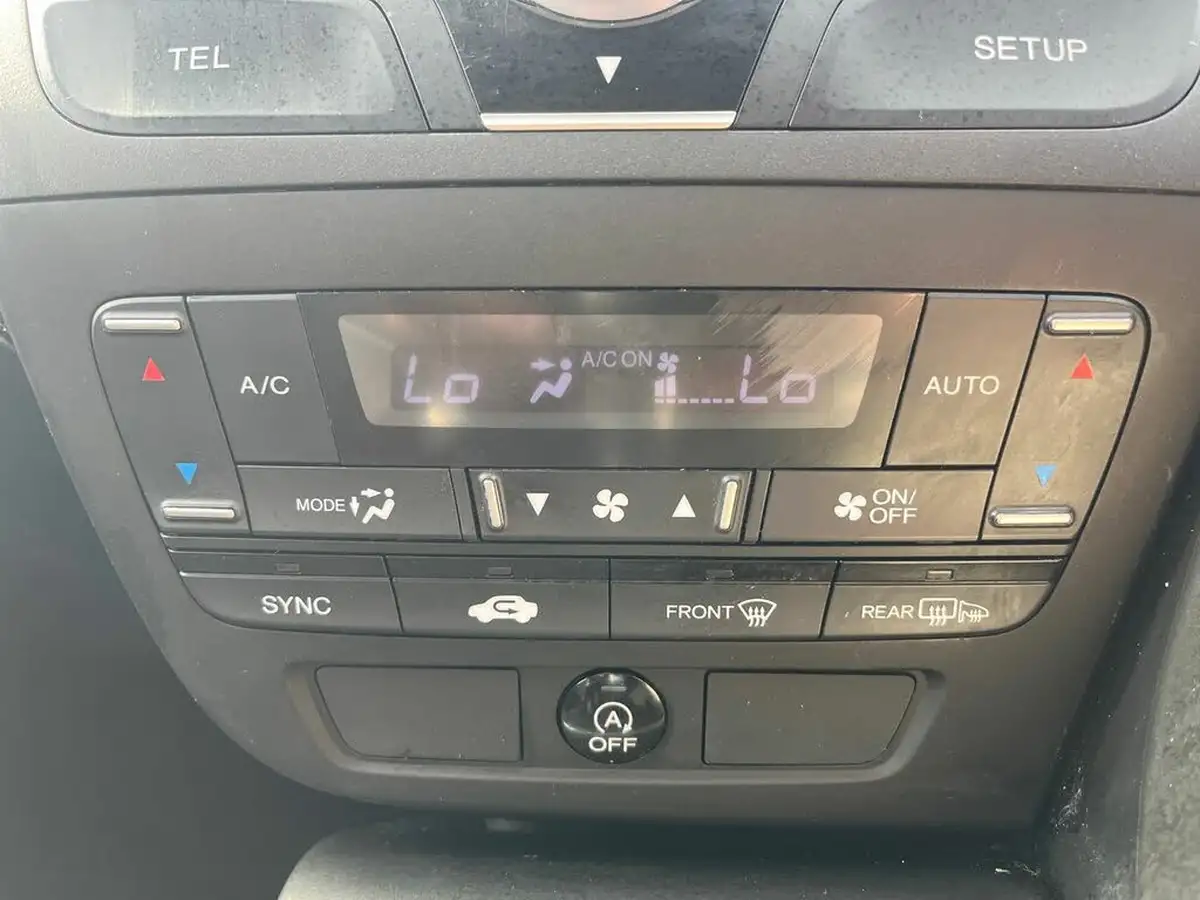 2013-honda-civic-18-es-big-19