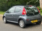 2012-peugeot-107-10-urban-5d-small-9