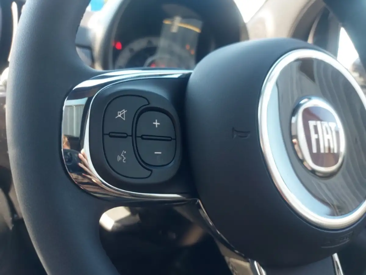 2024-fiat-500-10-big-16