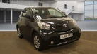 2011-toyota-iq-10-small-0