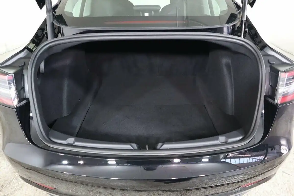 2021-tesla-model-3-e-long-range-4x4-big-47