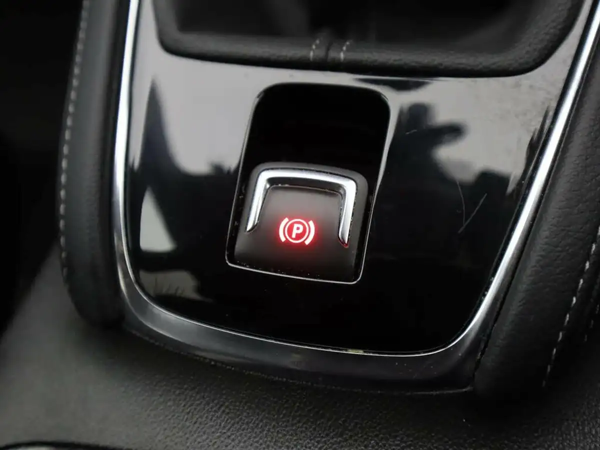 2022-vauxhall-grandland-12-sri-big-22