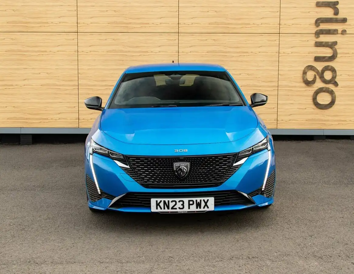 2023-peugeot-308-15-bluehdi-gt-130ps-big-6