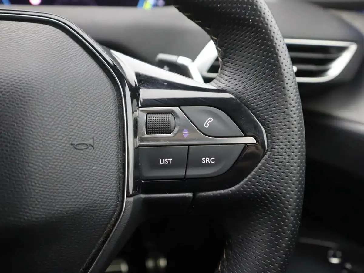 2022-peugeot-3008-suv-16-puretech-gt-premium-300bhp-4wd-hybrid4-e-eat8-big-27