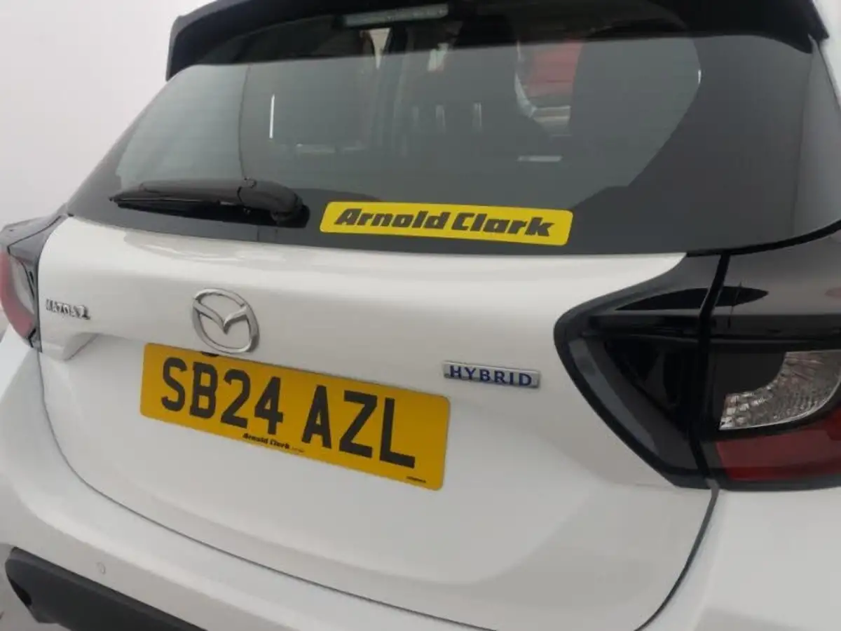2024-mazda-mazda2-15-exclusive-line-big-14