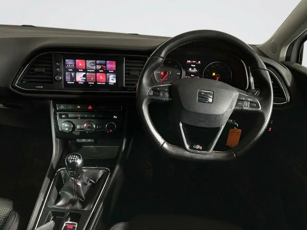 2019-seat-leon-20tdi-fr-hatchback-big-10