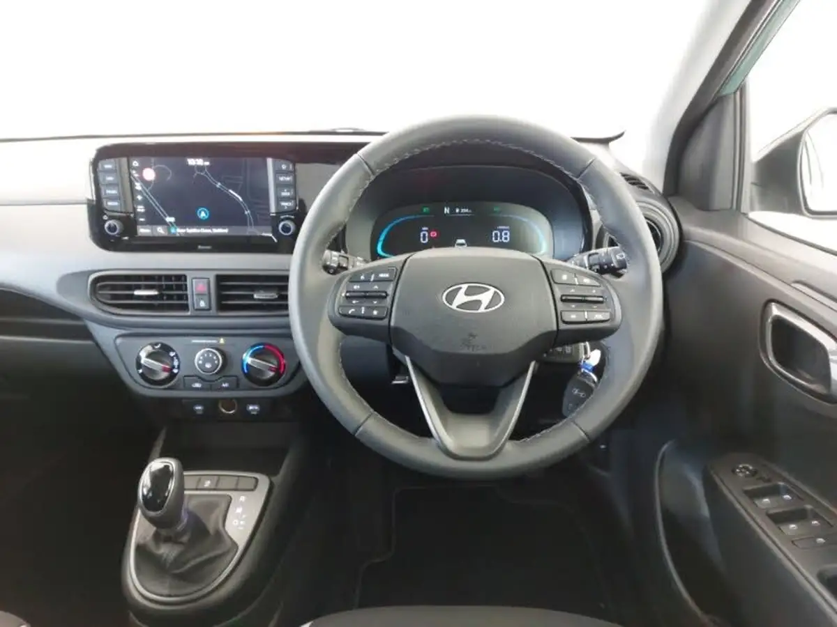 2025-hyundai-i10-12-advance-79ps-auto-big-6