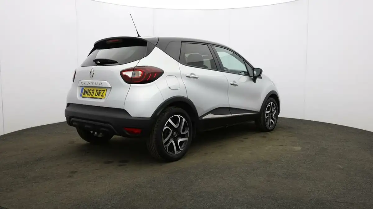 2020-renault-captur-09-tce-iconic-big-49