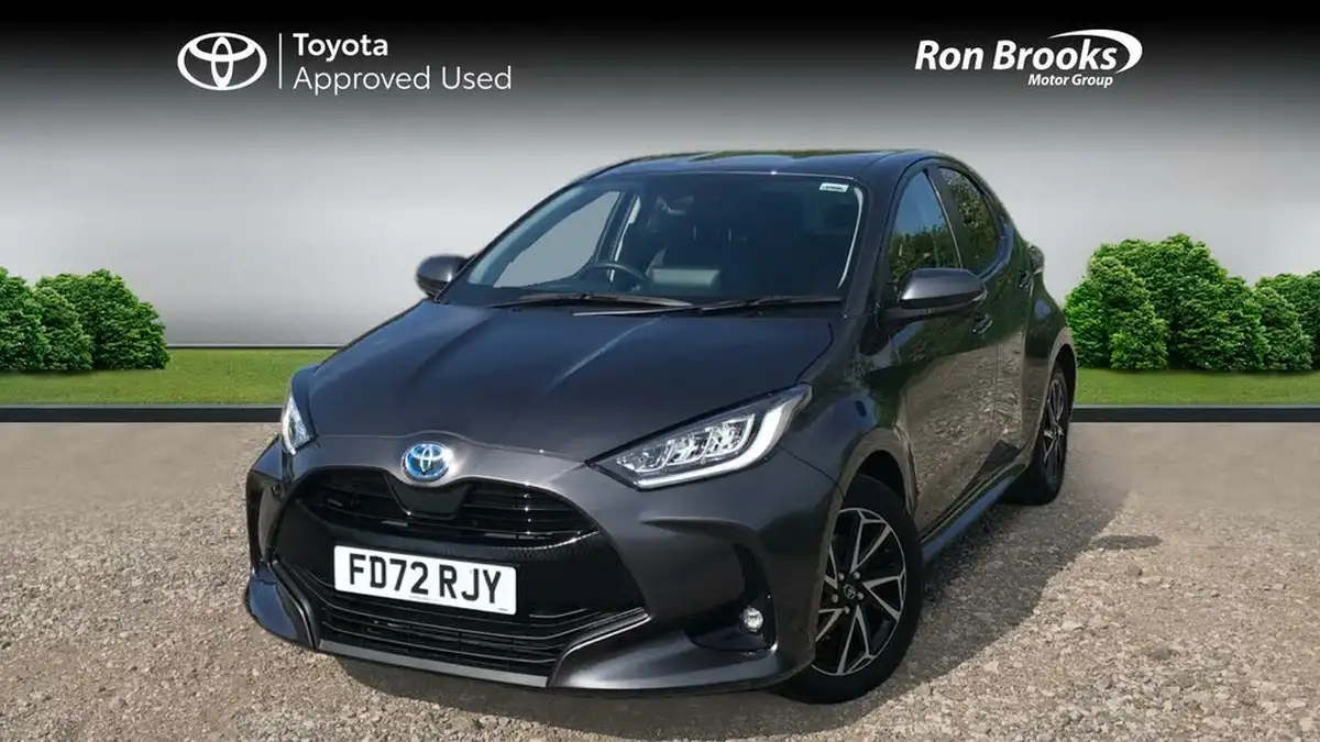 2023-toyota-yaris-15-vvt-i-design-big-2