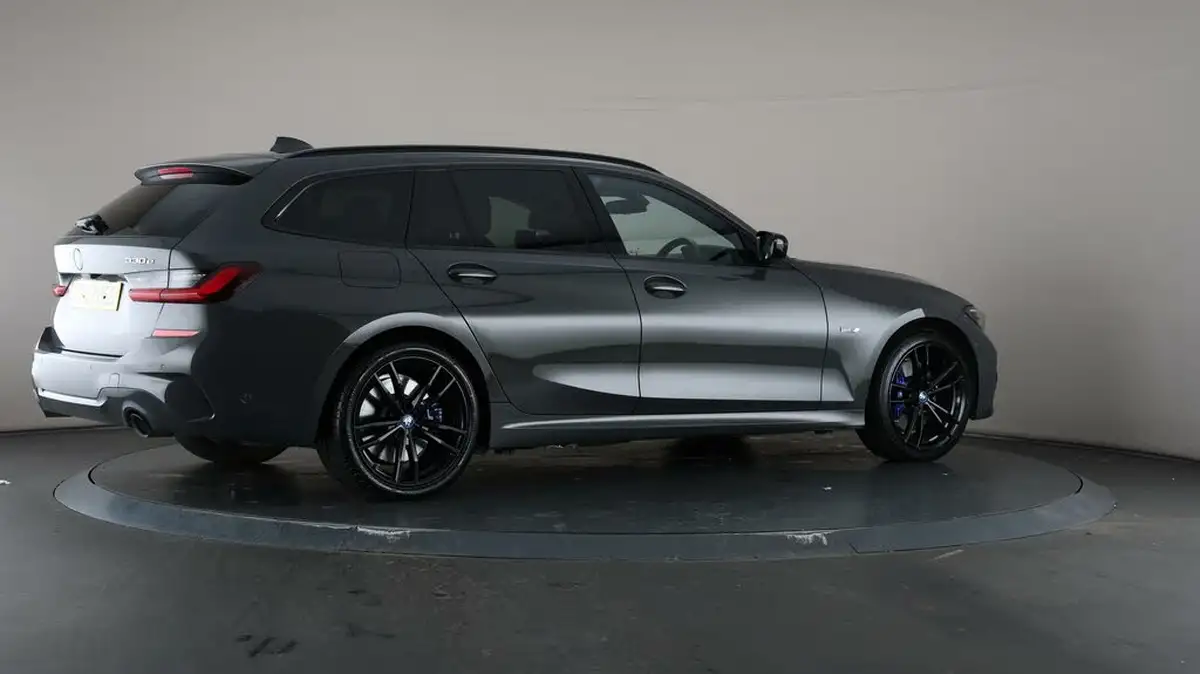 2022-bmw-3-series-20-330e-m-sport-pro-edition-touring-5d-big-57