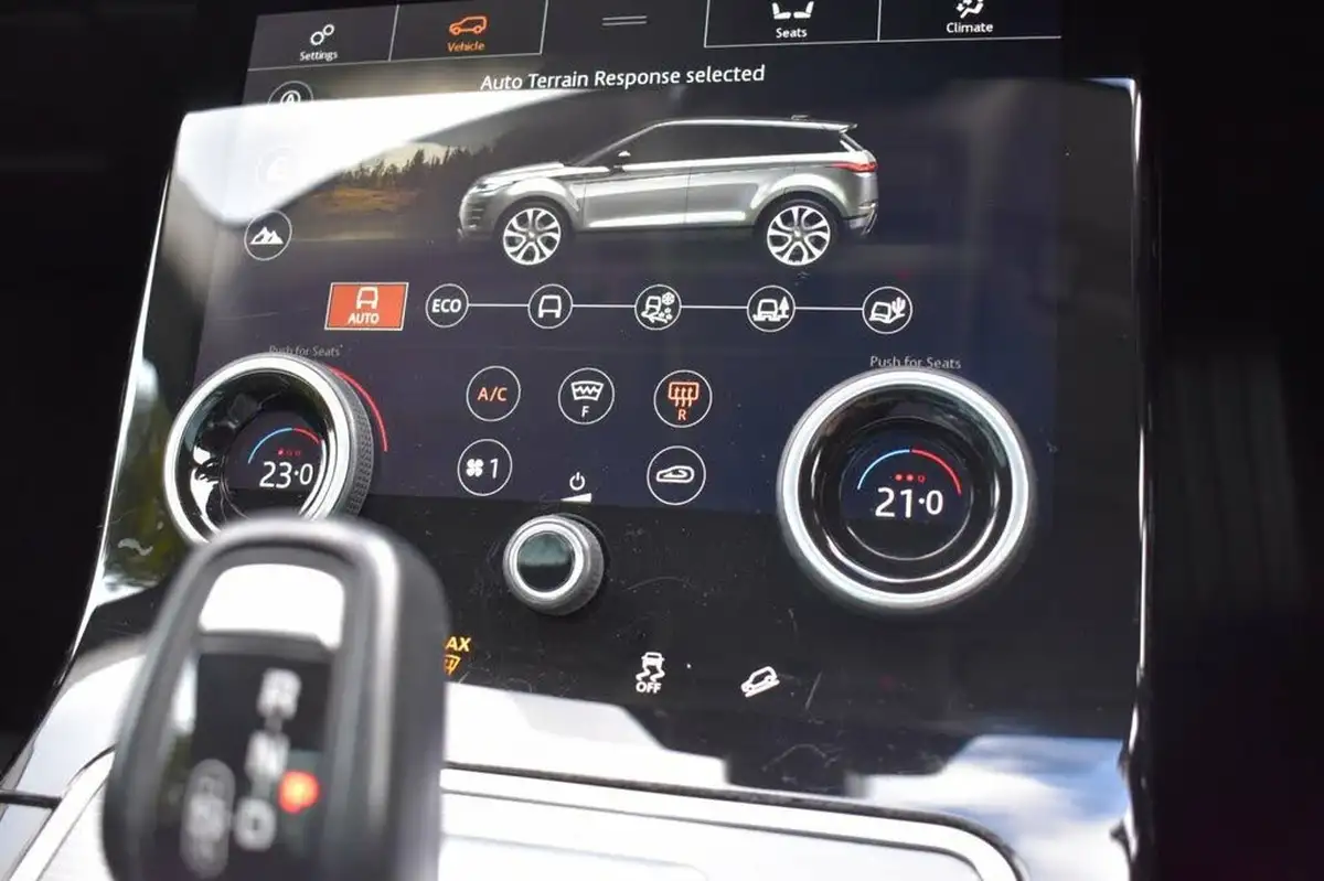 2019-land-rover-range-rover-evoque-20-d180-se-big-13