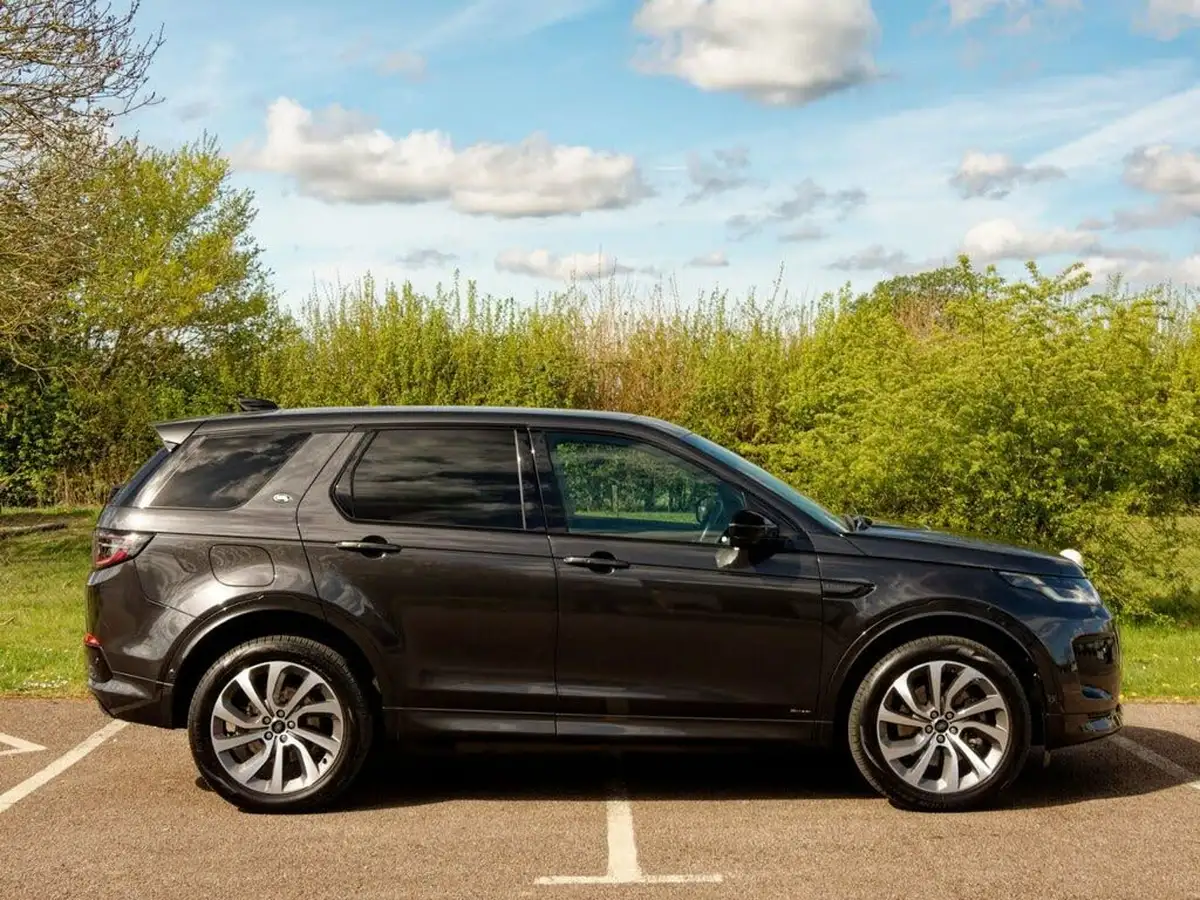 2021-land-rover-discovery-sport-15-p300e-r-dynamic-hse-big-6