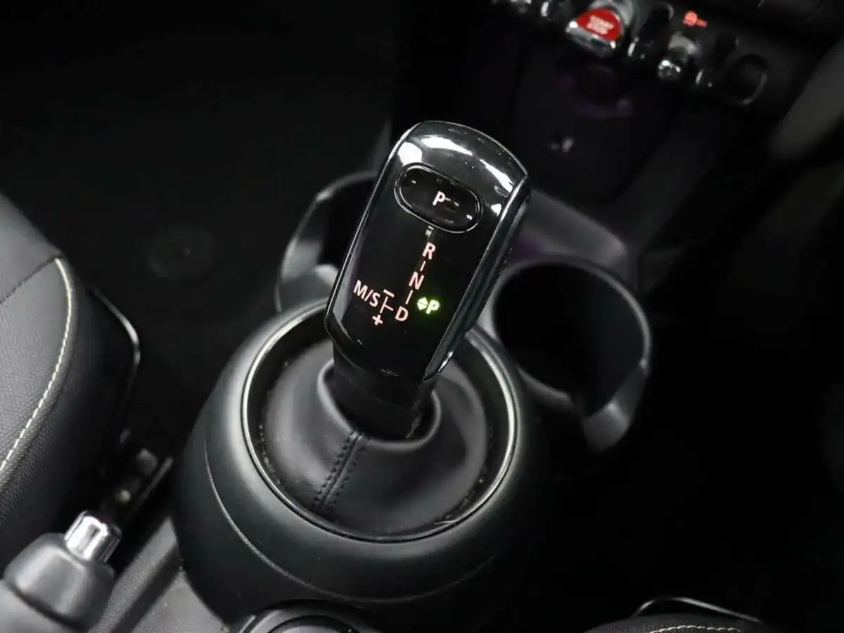 2022-mini-cooper-15-cooper-classic-hatchback-5d-auto-big-19