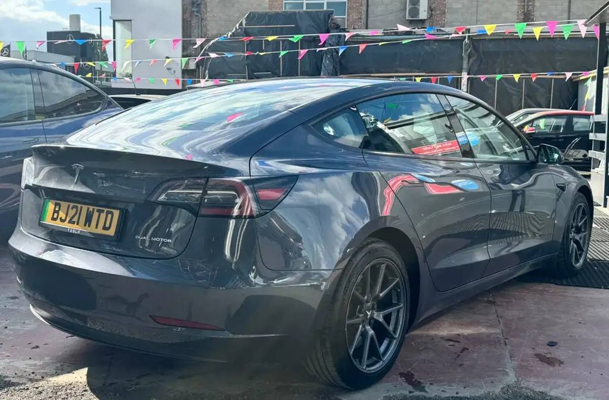 2021-tesla-model-3-e-long-range-4x4-big-4