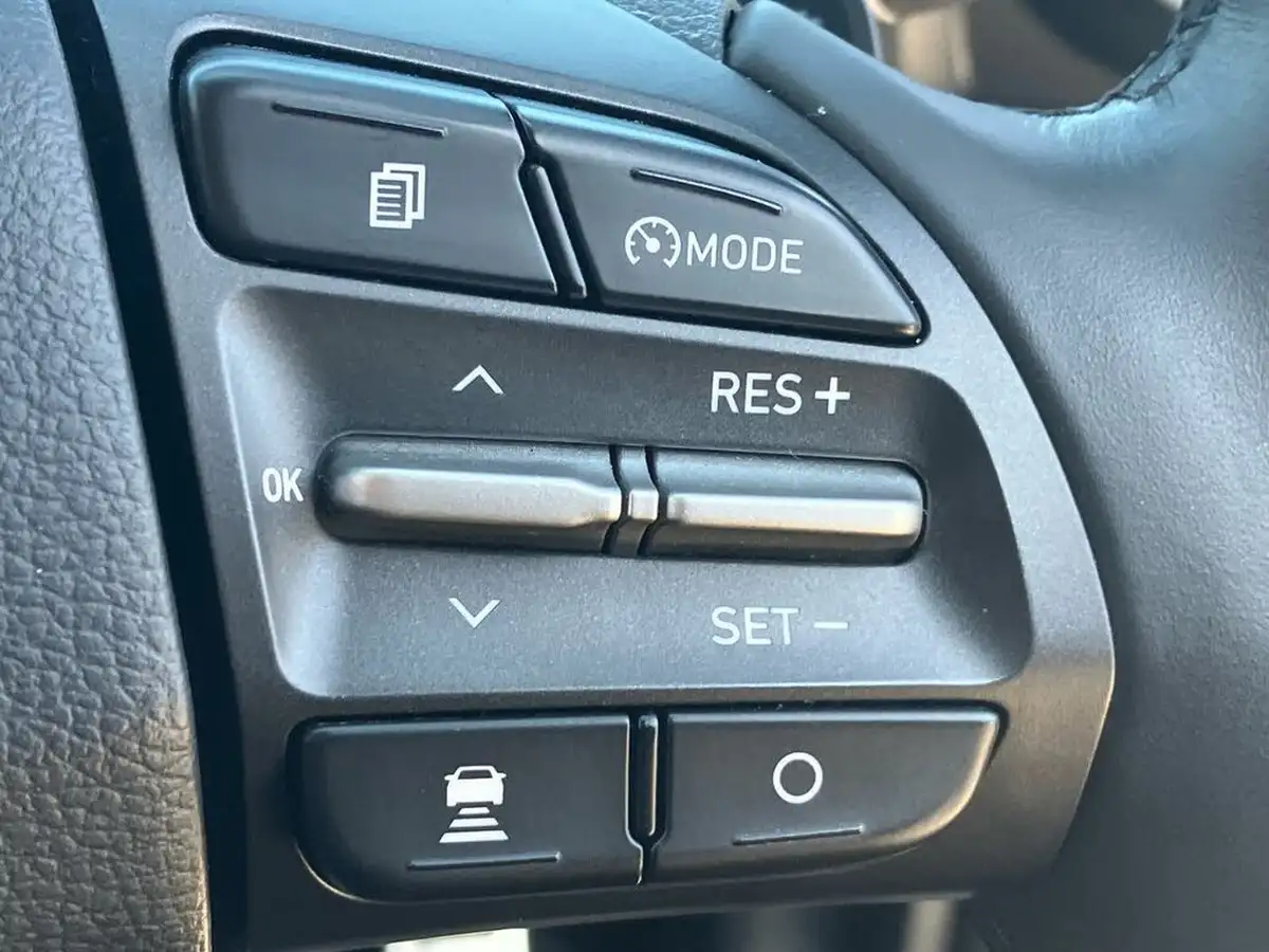 2020-hyundai-kona-e-premium-204ps-big-40