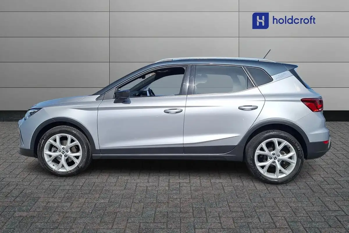 2022-seat-arona-10-tsi-fr-big-5