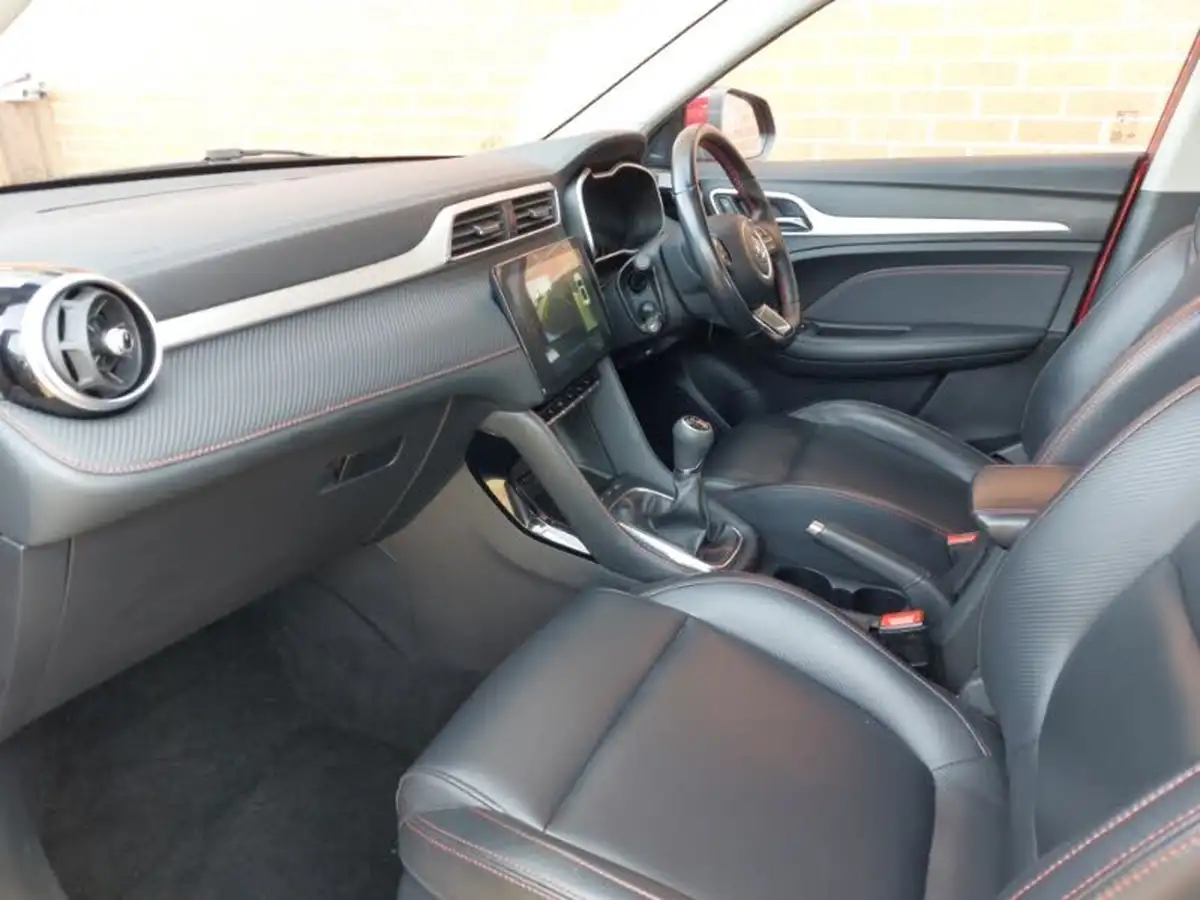 2021-mg-zs-suv-15-vti-tech-exclusive-big-4