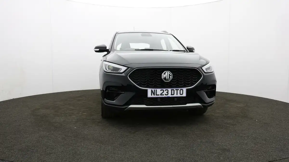 2023-mg-zs-suv-10t-gdi-excite-big-43