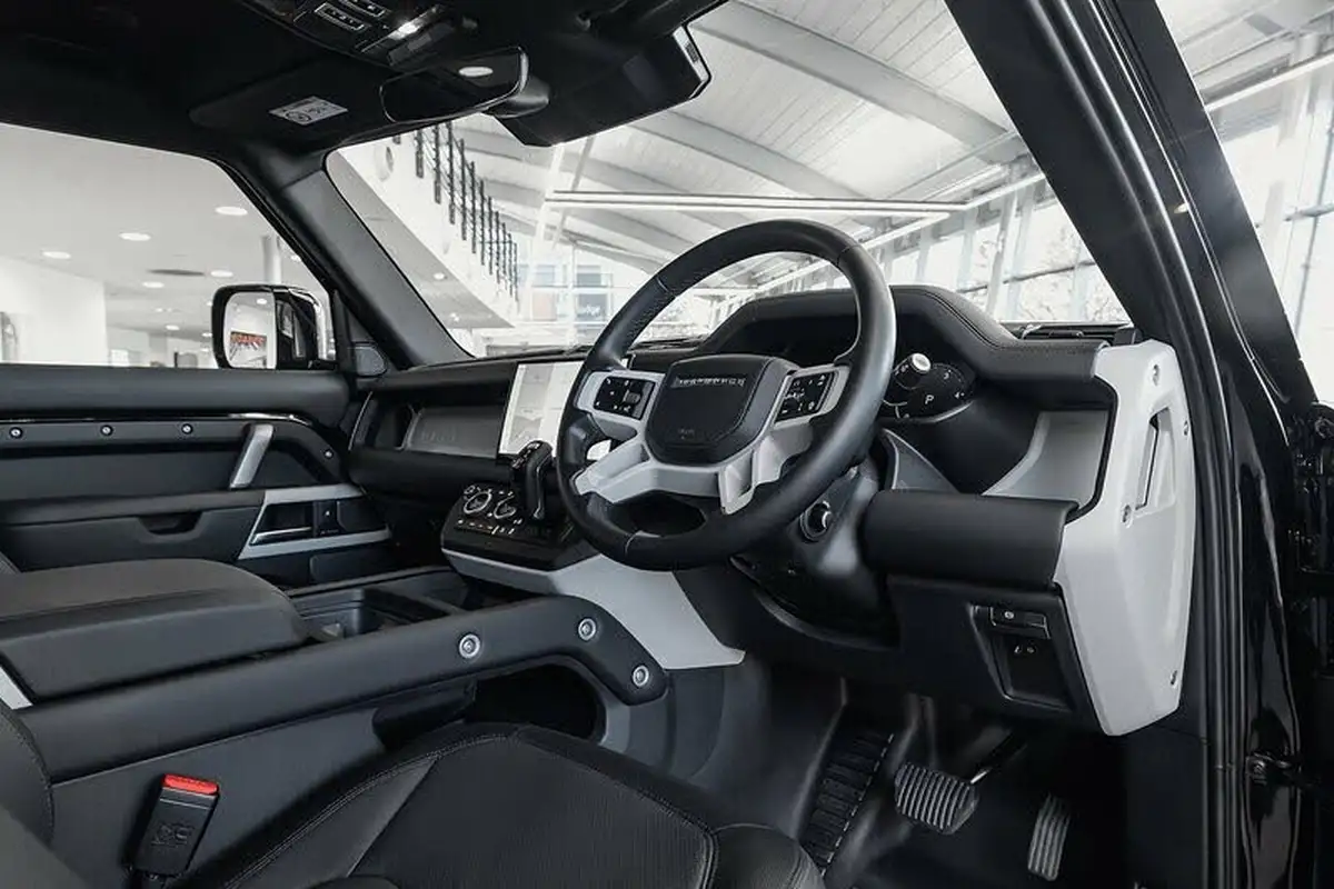 2022-land-rover-90-defender-30-d250-x-dynamic-hse-big-2