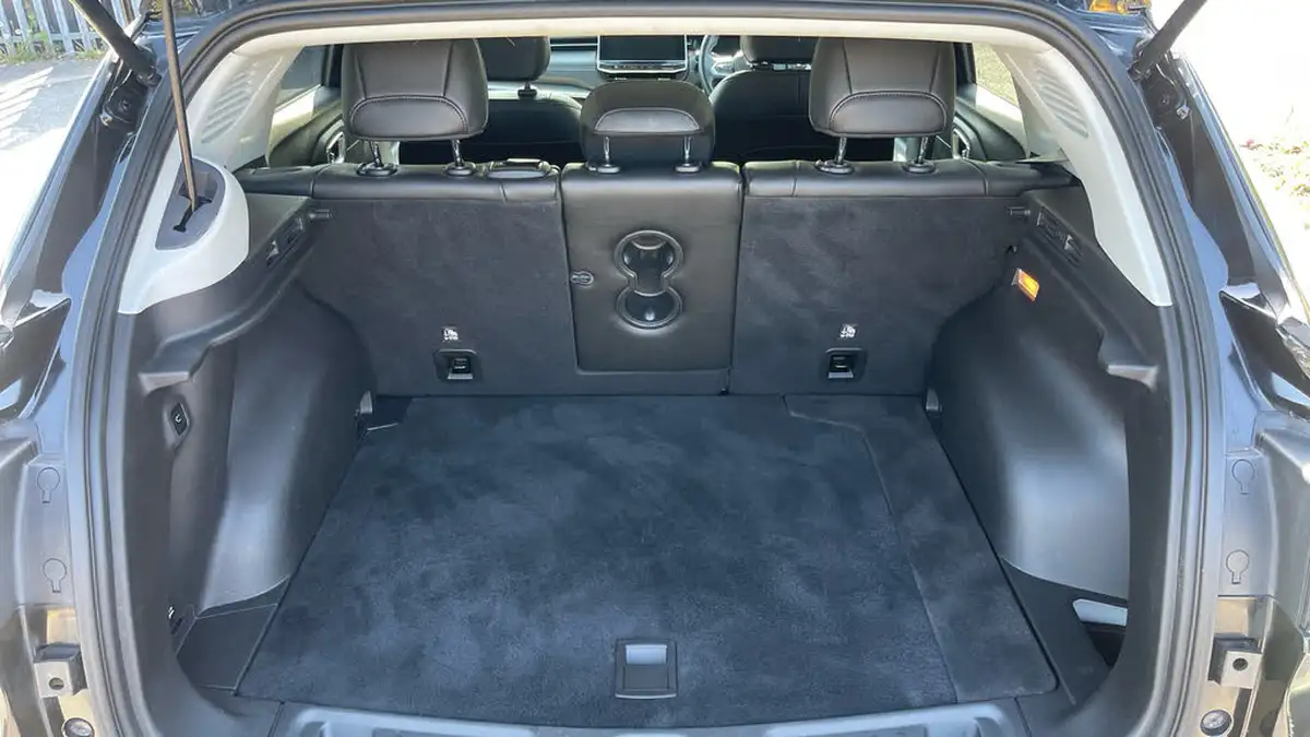 2022-jeep-compass-13-gse-s-big-14